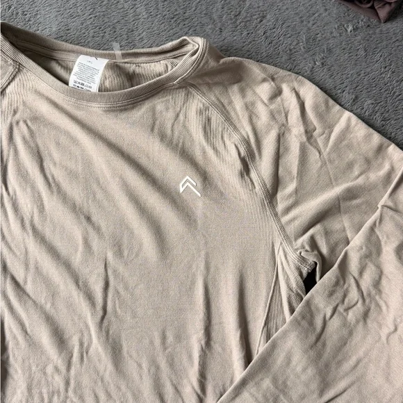 Oner Active Go To Seamless Fitted Long Sleeve Top Warm Sand L - Picture 4 of 5